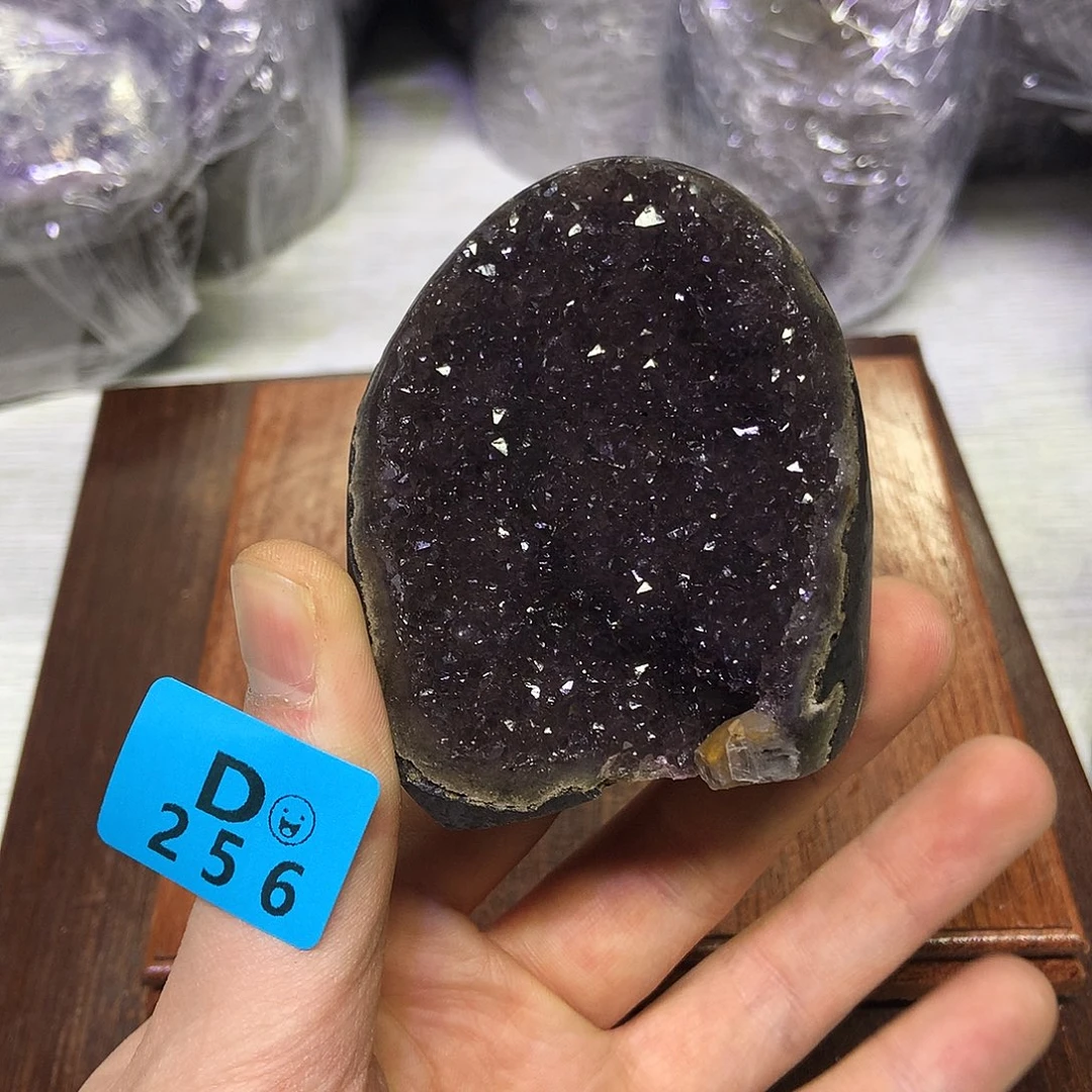 紫晶大型摆件（非配饰）未镶嵌