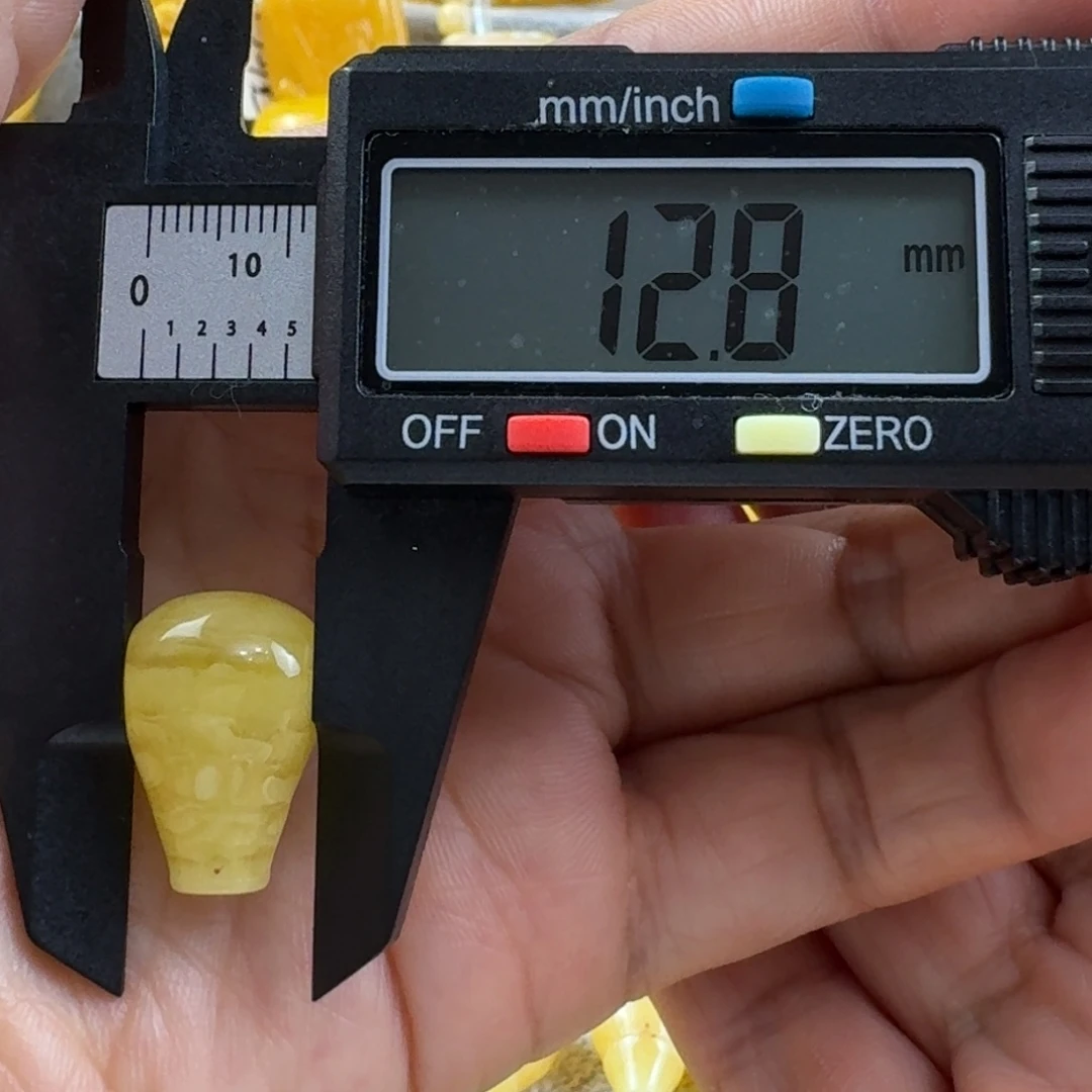 蜜蜡未镶嵌裸石28杂