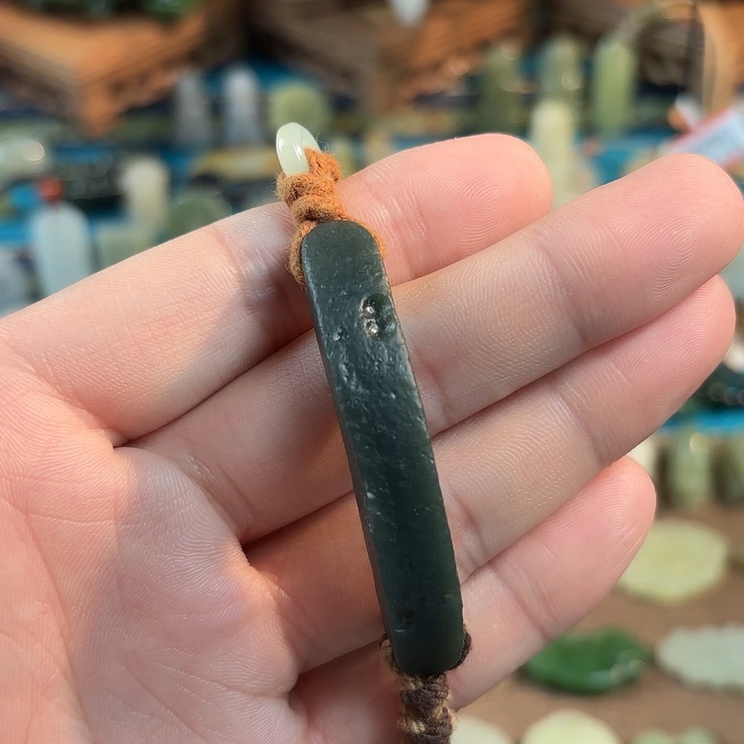 未镶嵌和田玉车挂