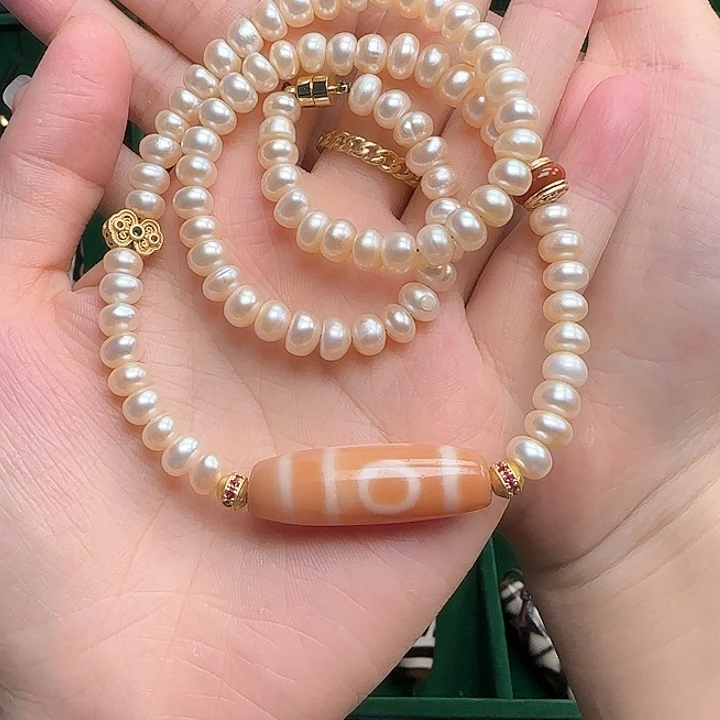 玛瑙/玉髓颈饰未镶嵌