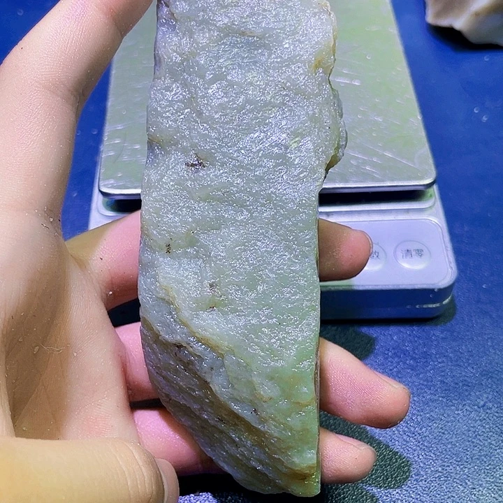 未镶嵌和田玉（糖玉）珠宝半成品