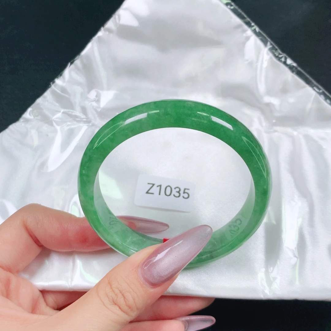 翡翠未镶嵌手镯天然翡翠手镯04