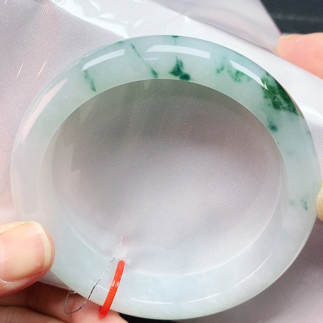 翡翠手镯未镶嵌60+圈