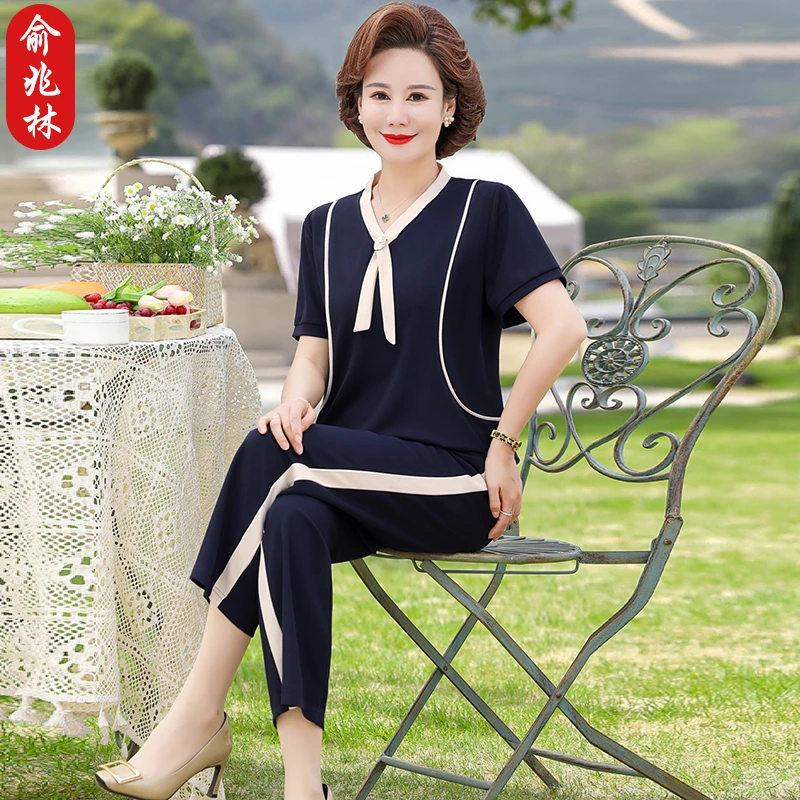 俞兆林中年妈妈夏装运动服套装洋气上衣中老年人短袖T恤女两件套