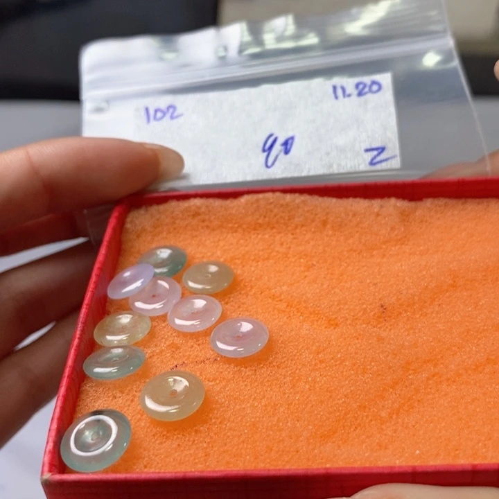 。***。定制翡翠未镶嵌不退