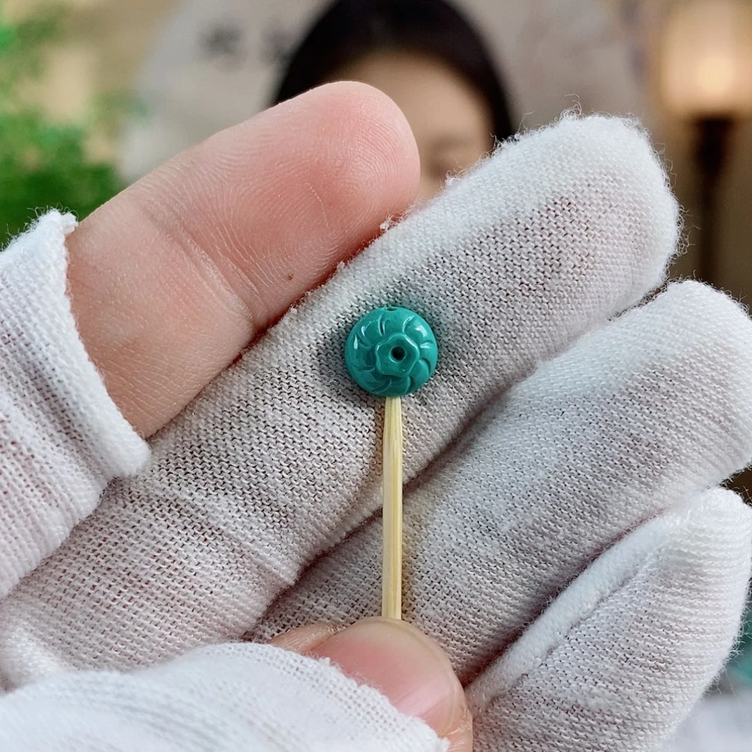未镶嵌绿松石珠宝奇石