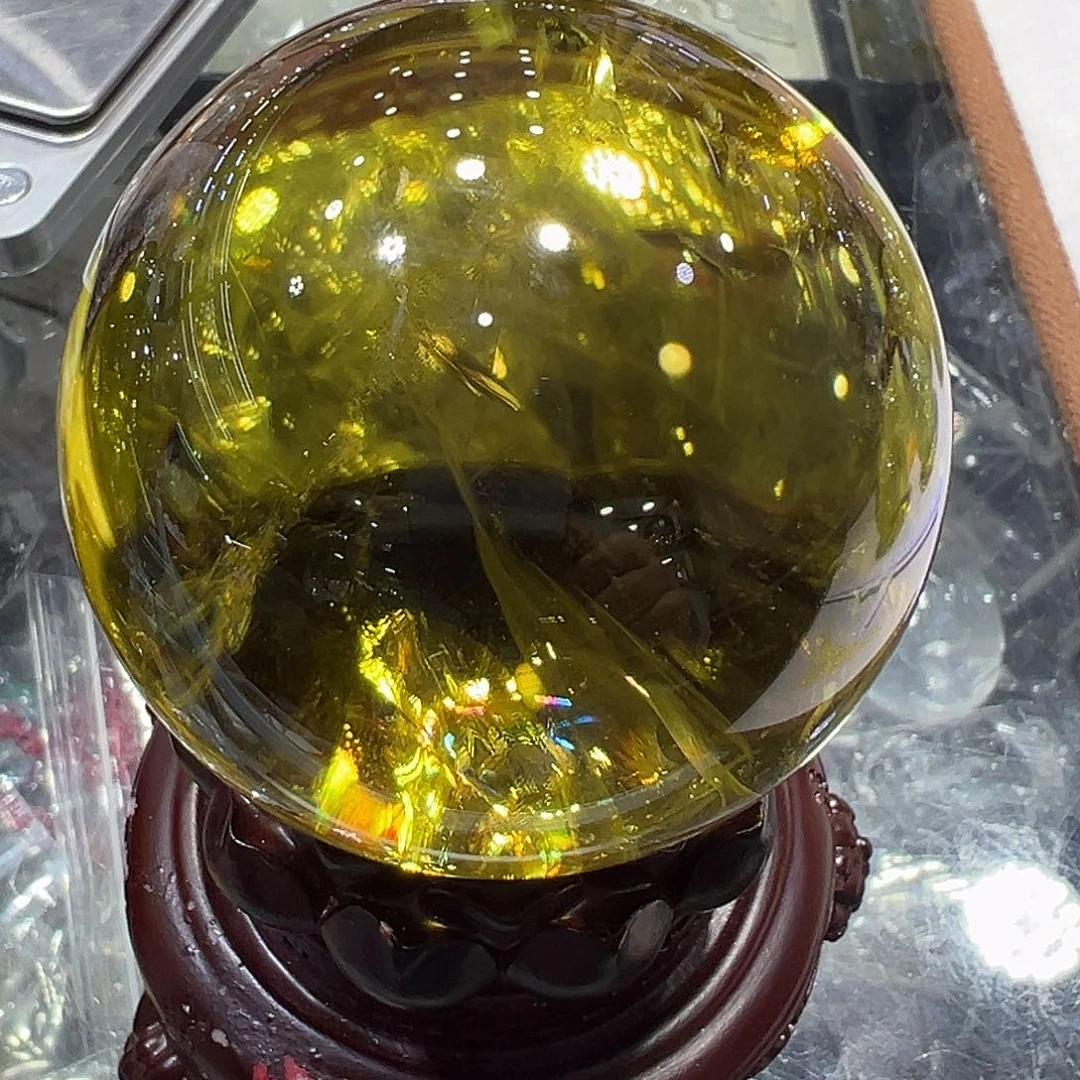 水晶水晶球摆件未镶嵌