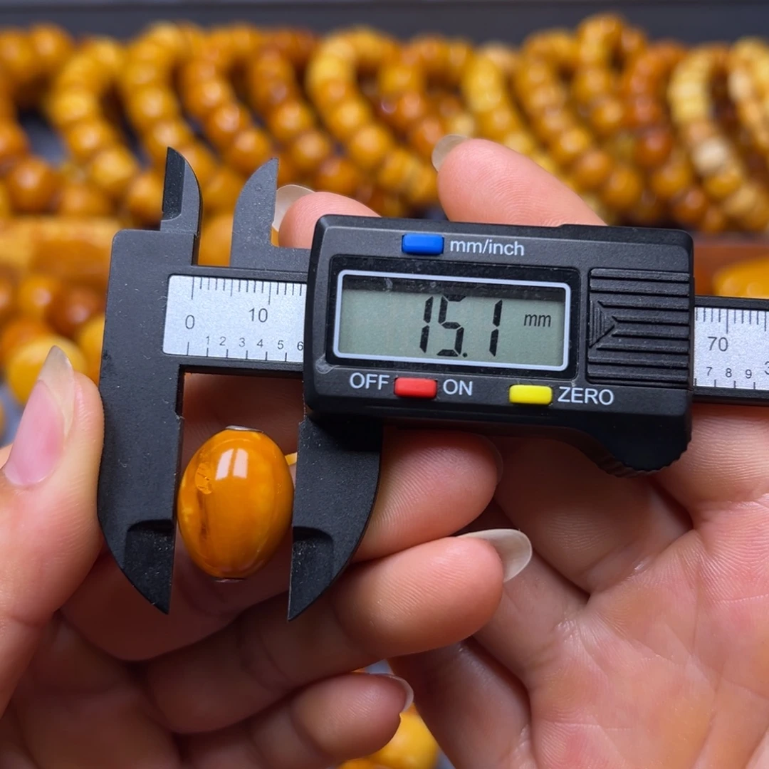 琥珀未镶嵌吊坠(不含链)