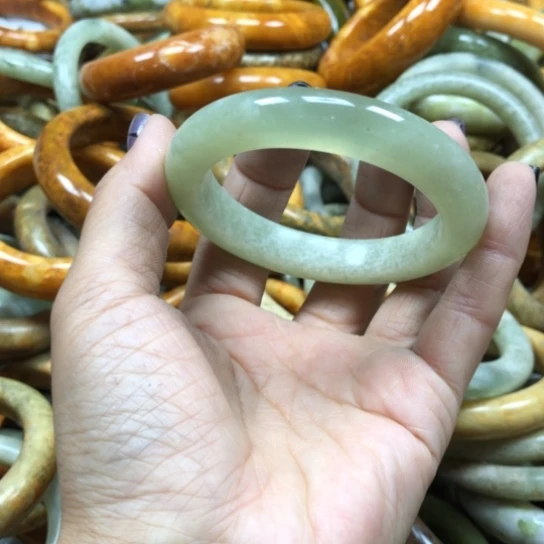 未镶嵌蛇纹石玉手镯美*