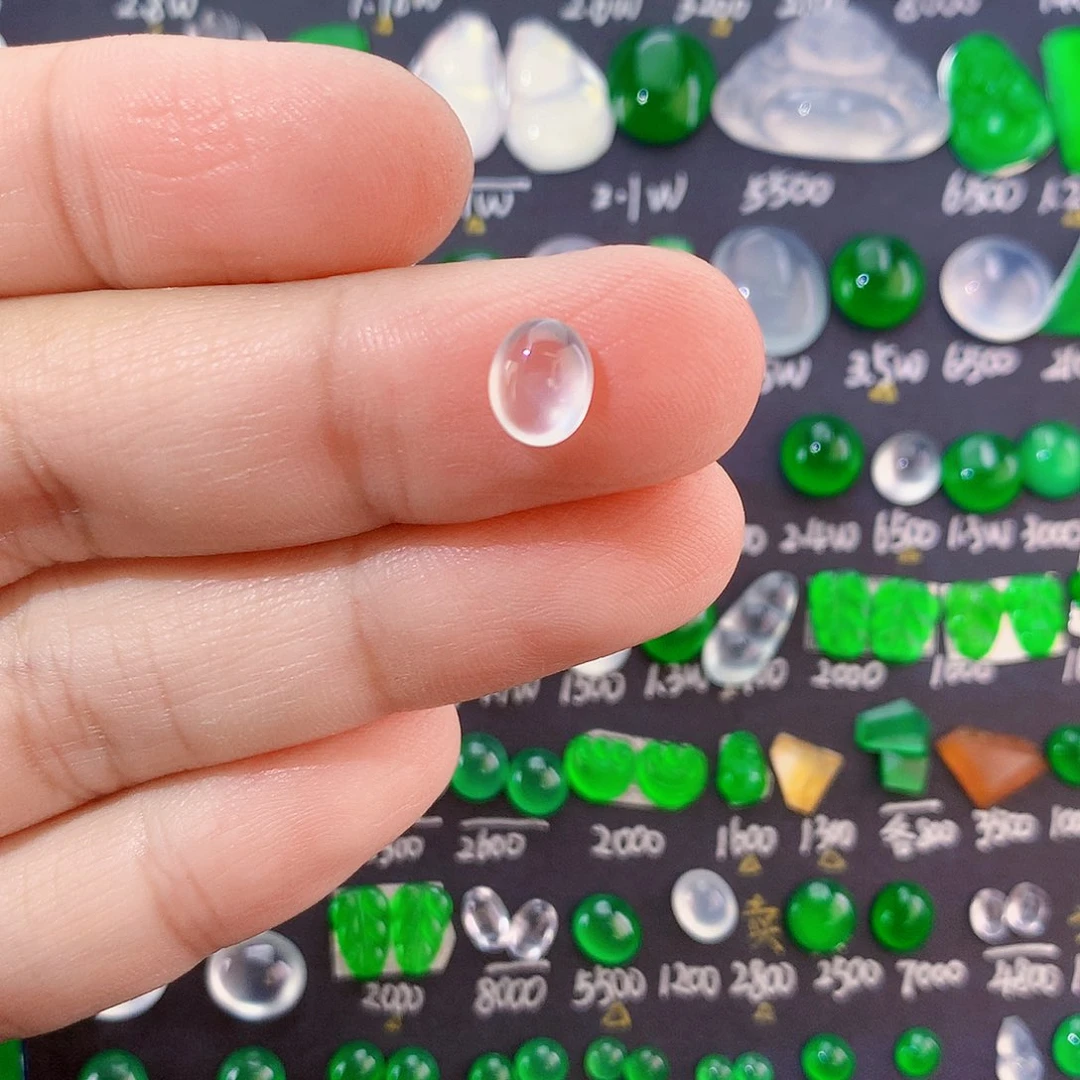 翡翠未镶嵌颈饰蛋面