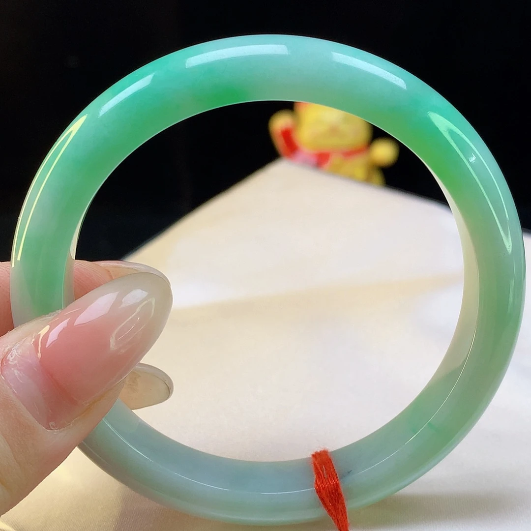 翡翠手镯未镶嵌天然翡翠5163