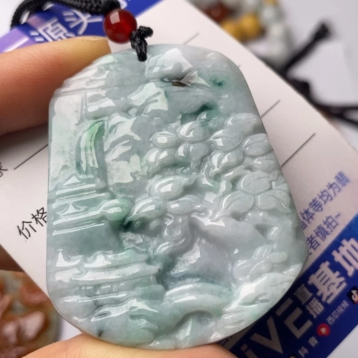 翡翠颈饰未镶嵌翡翠