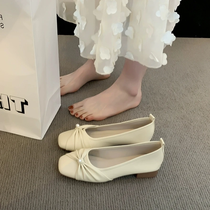 法式低跟玛丽珍晚晚奶奶鞋女2025新款春秋平底百搭配裙子单鞋瓢鞋