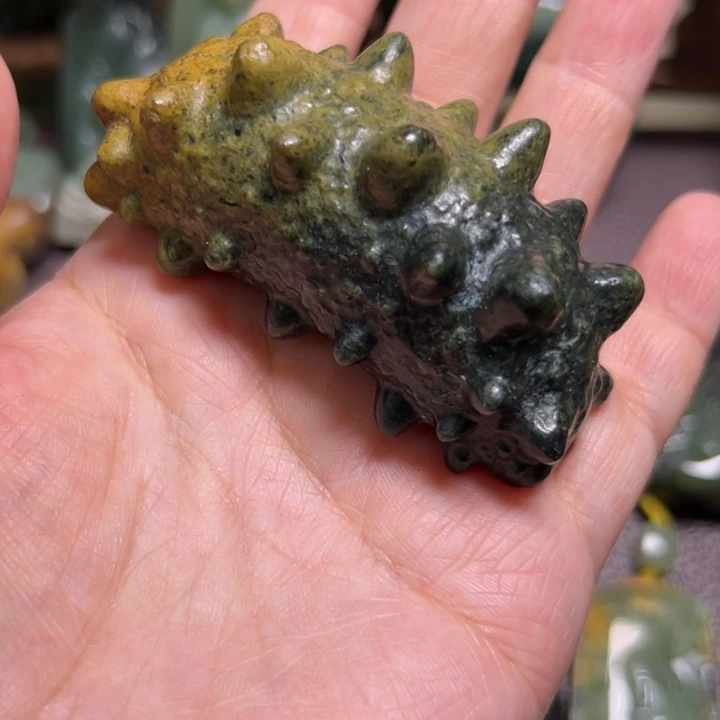 鼓***海岫岩河磨玉（透闪石质玉）未镶嵌颈饰