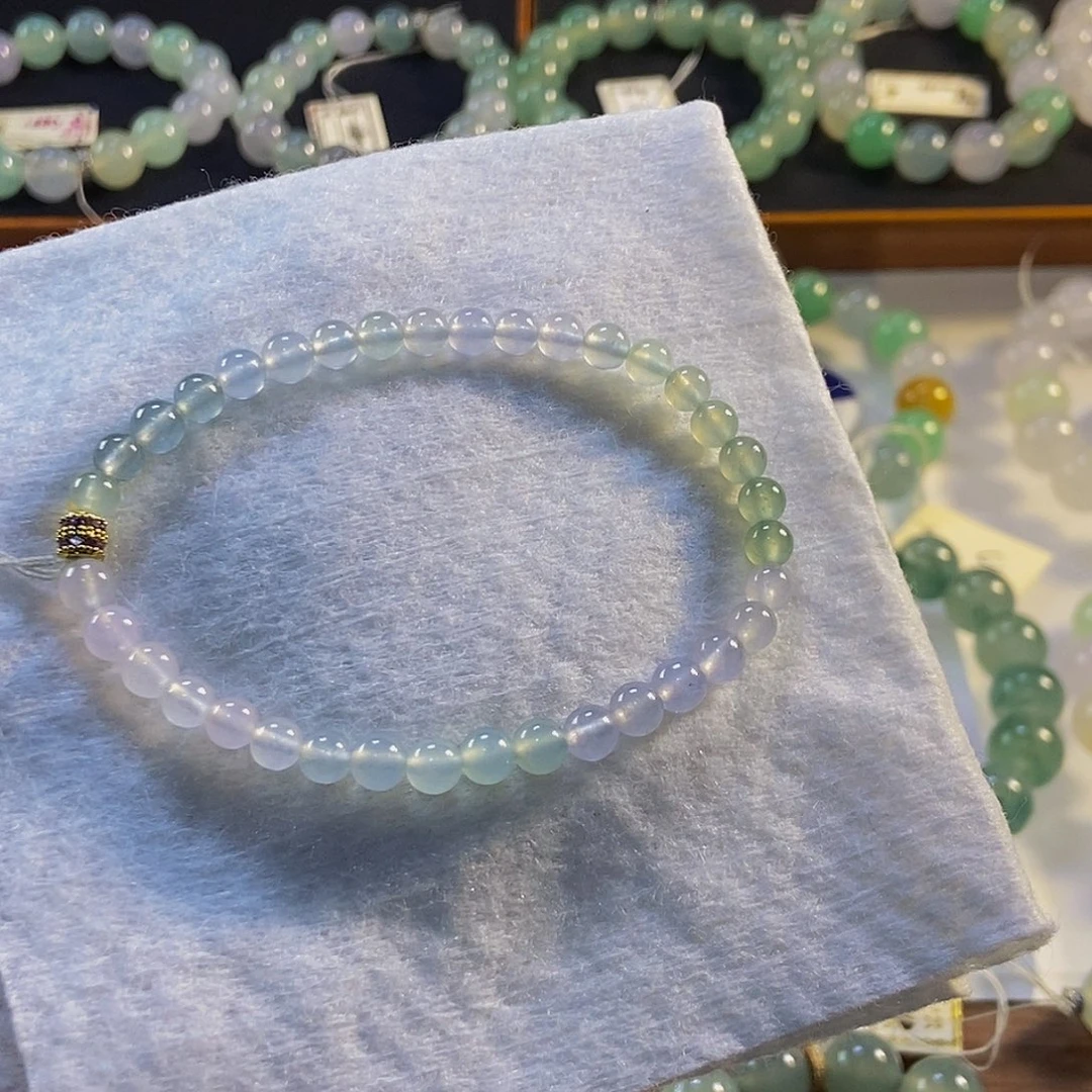 定制翡翠未镶嵌翡翠手串卡5+