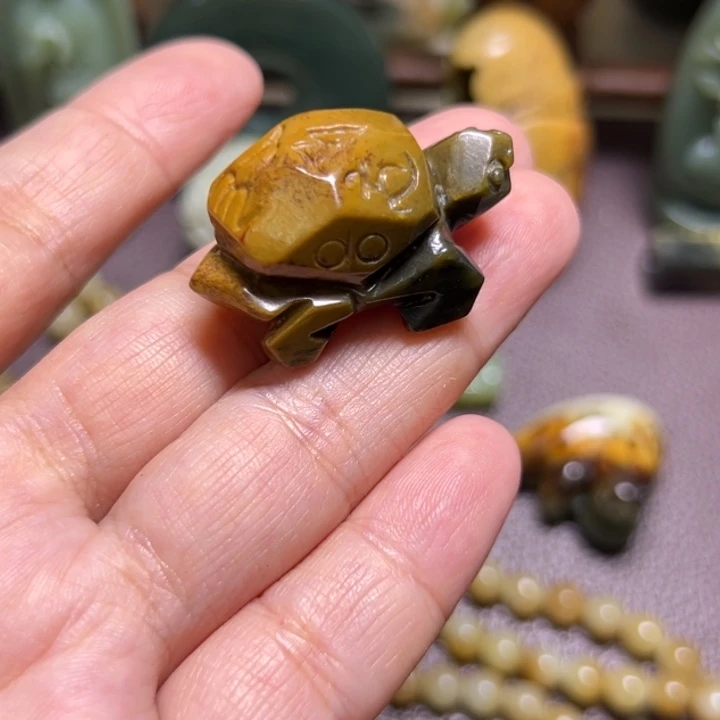 歪***说岫岩河磨玉（透闪石质玉）未镶嵌颈饰