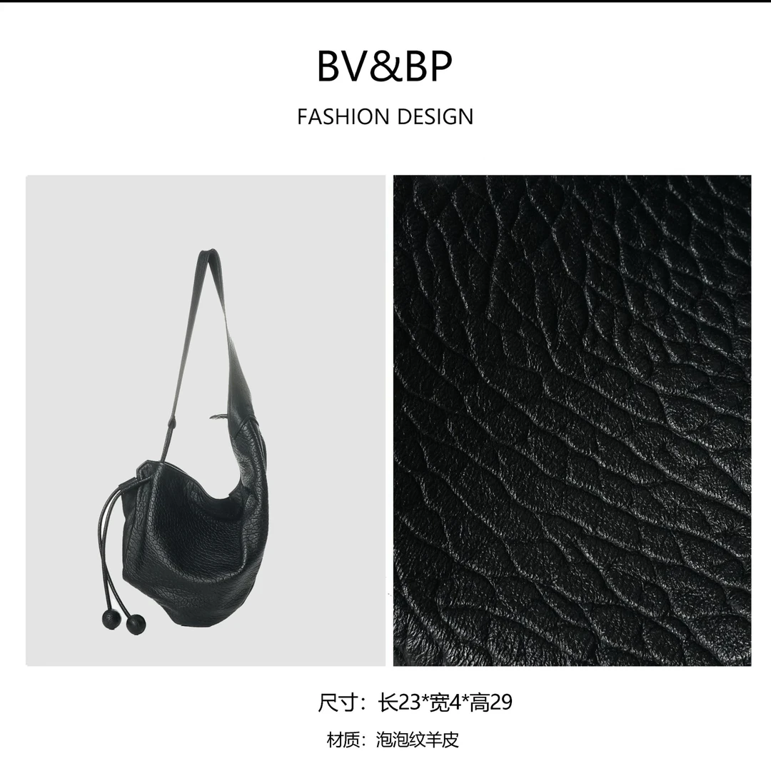 【首发】2025新款时尚简约风女士潮流单品单肩包BV250234-黑色