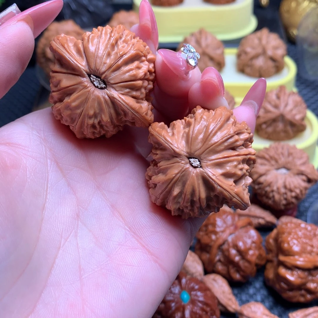 文玩核桃把件路****呼40.5全品老树磨盘