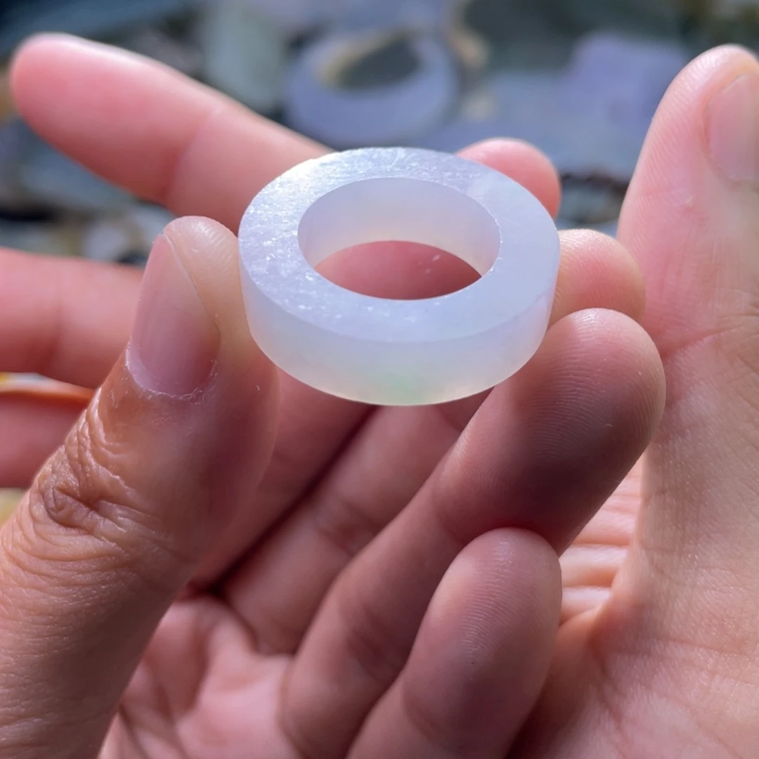 定制翡翠未镶嵌翡翠定制