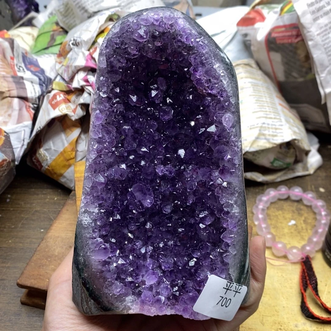 紫晶乌拉圭未镶嵌