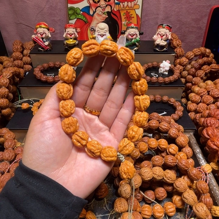 山***韦文玩核桃手串精品