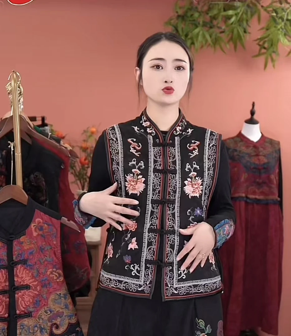 双面穿时尚刺绣百搭复古国风马夹民族风秋季宽松女装显瘦M320