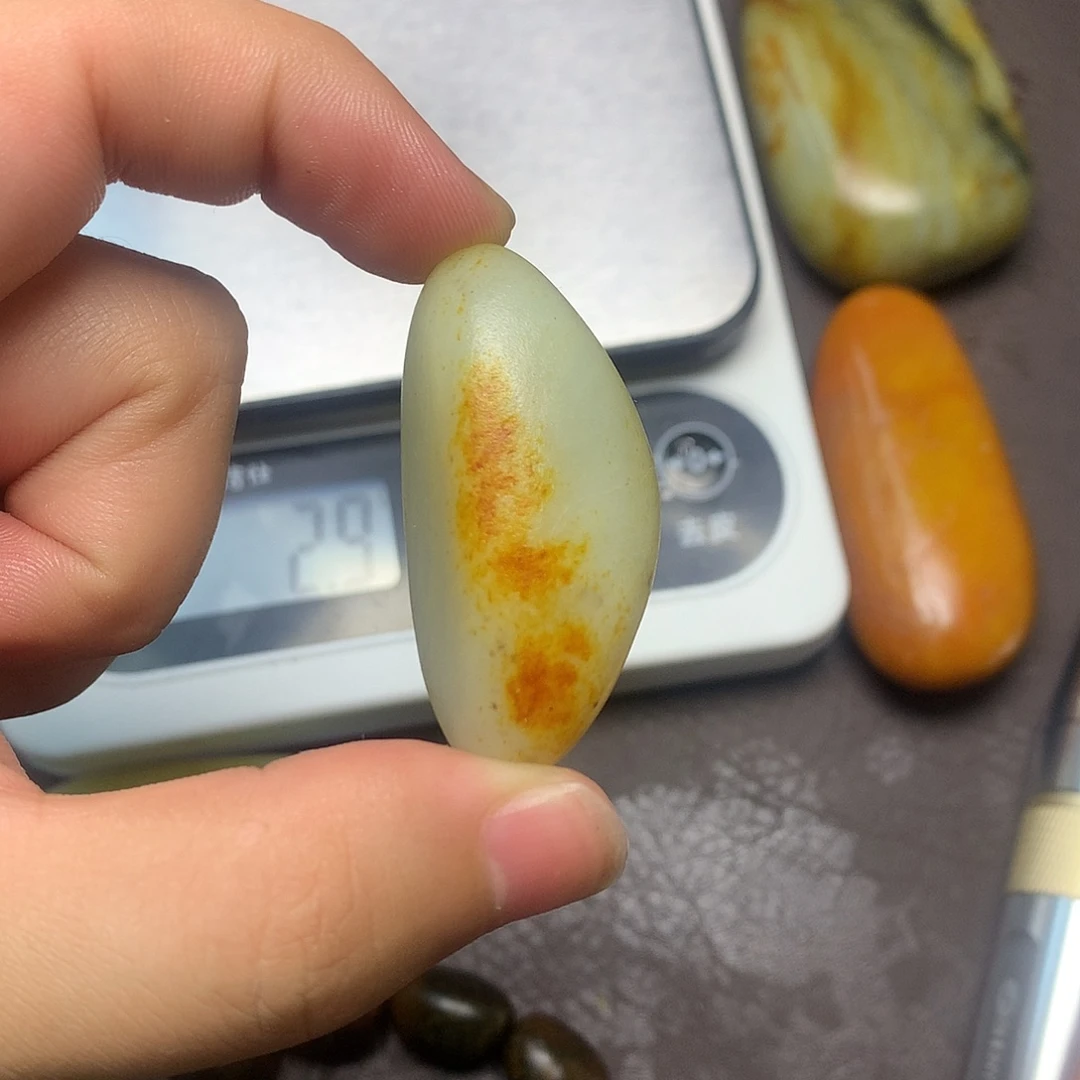 和田玉（糖玉）未镶嵌挂件