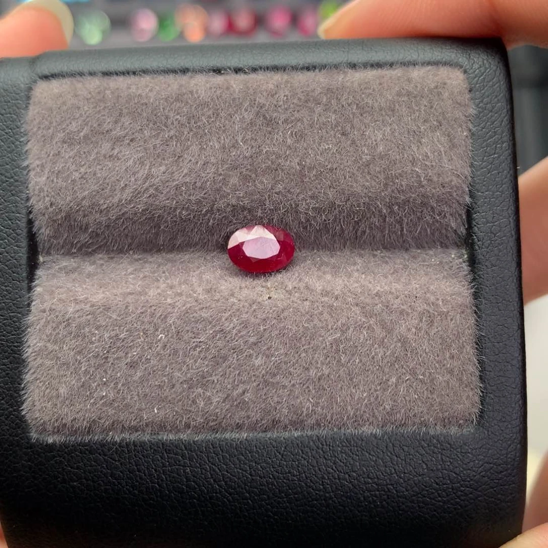 裸石红宝石天然红宝石