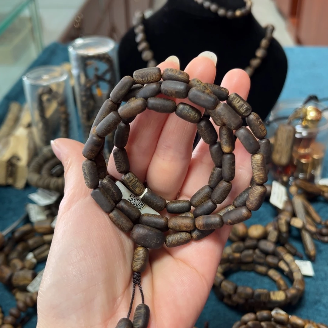 沉香手串莺歌绿卡6-16克多样性发货一条