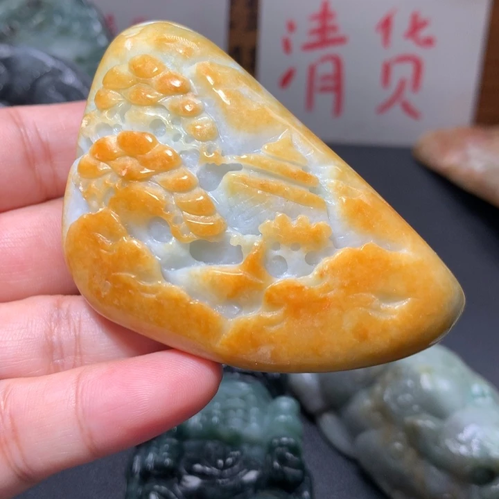 翡翠未镶嵌颈饰保真天然A货翡翠