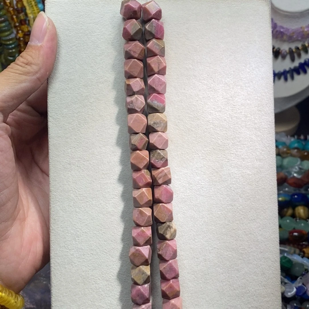 未镶嵌，蔷，薇冲角10×10mm20颗，石英质玉