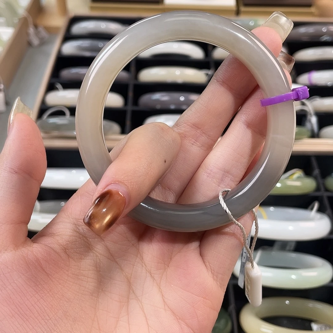 和田玉未镶嵌手镯特色藕粉烟紫半山水