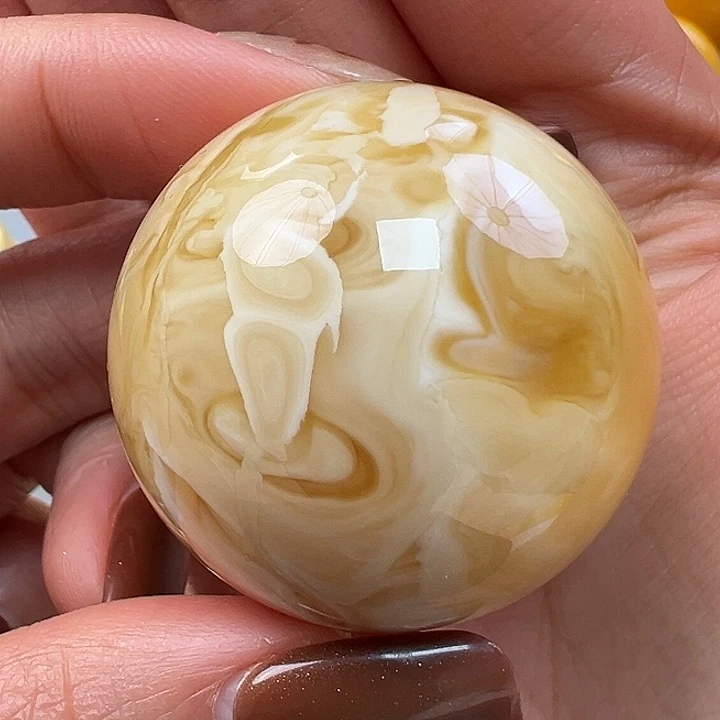 爱***人蜜蜡未镶嵌珠宝奇石