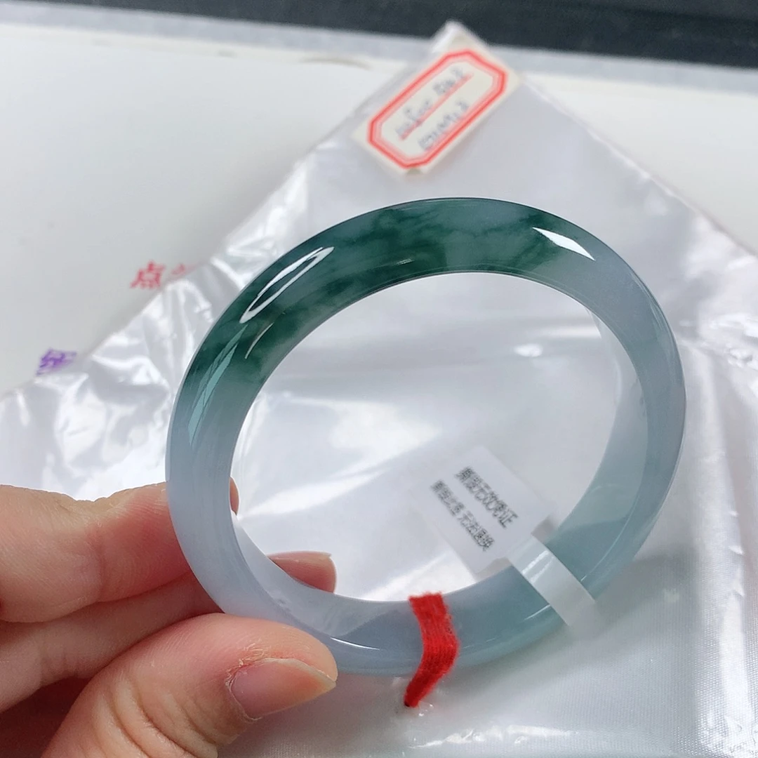 翡翠手镯未镶嵌⑨④