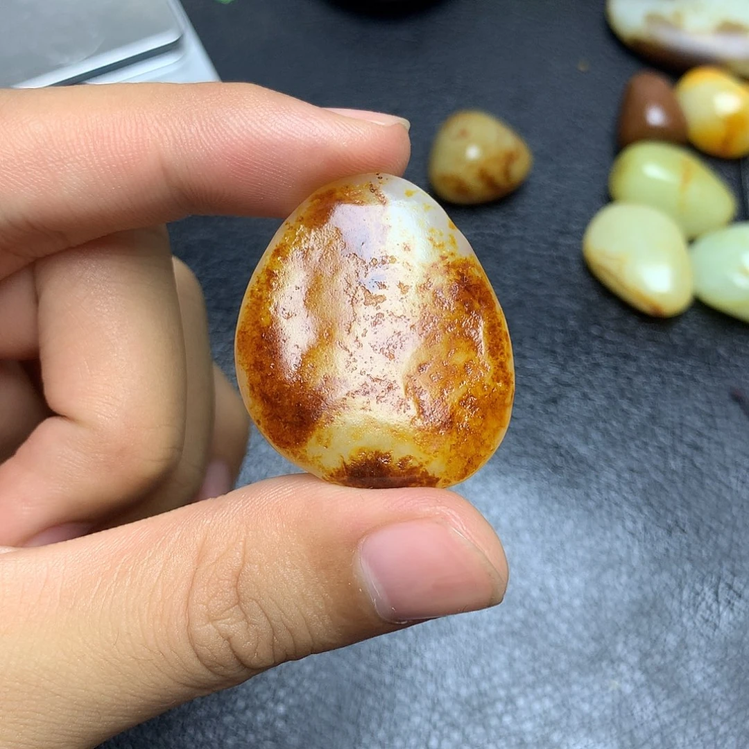 未镶嵌和田玉挂件