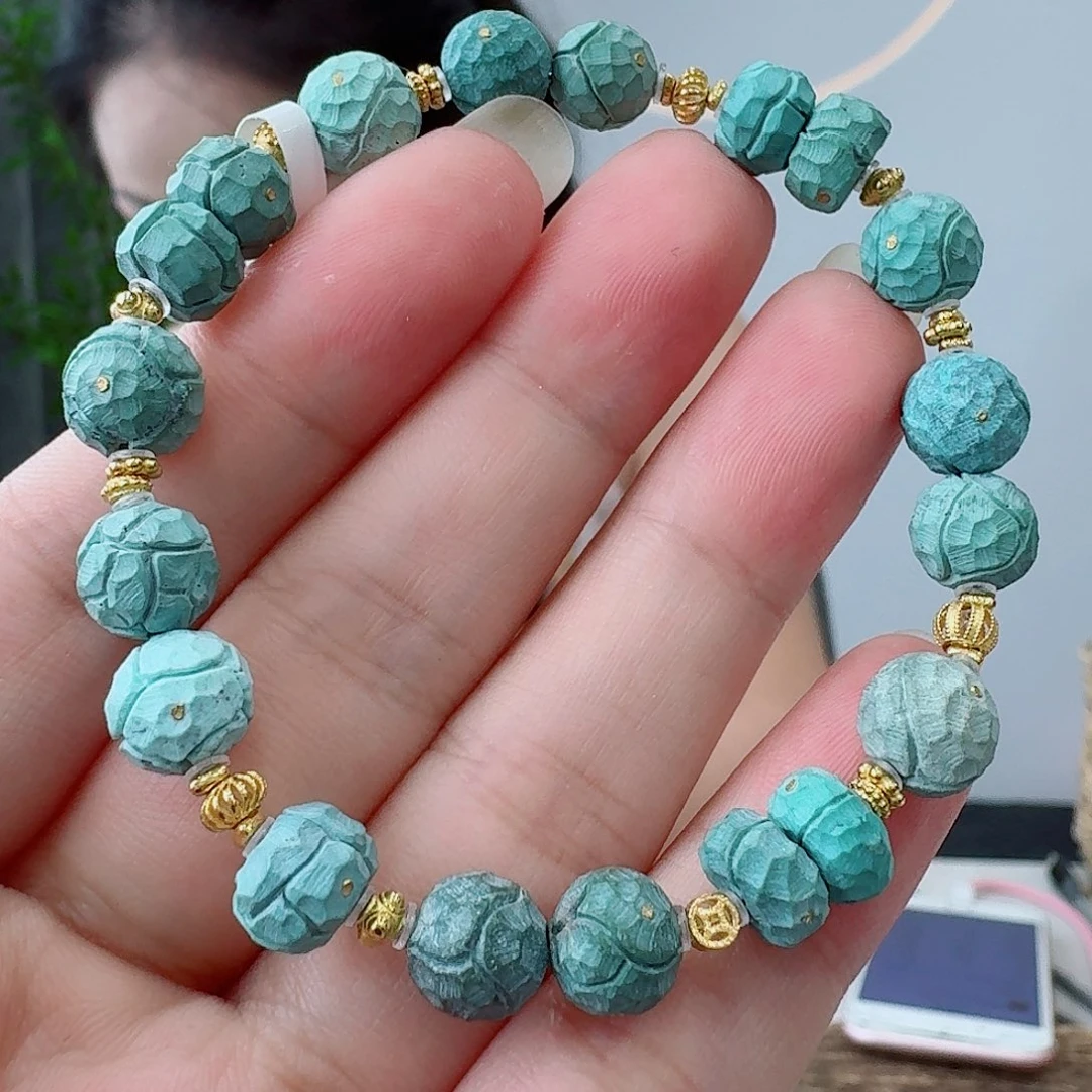 未镶嵌绿松石珠宝奇石