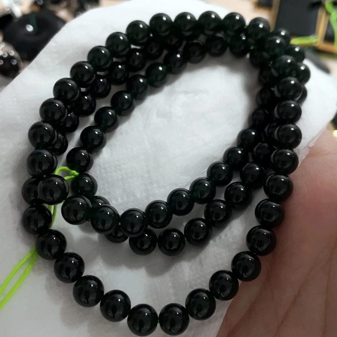 翡翠未镶嵌颈饰翡翠8