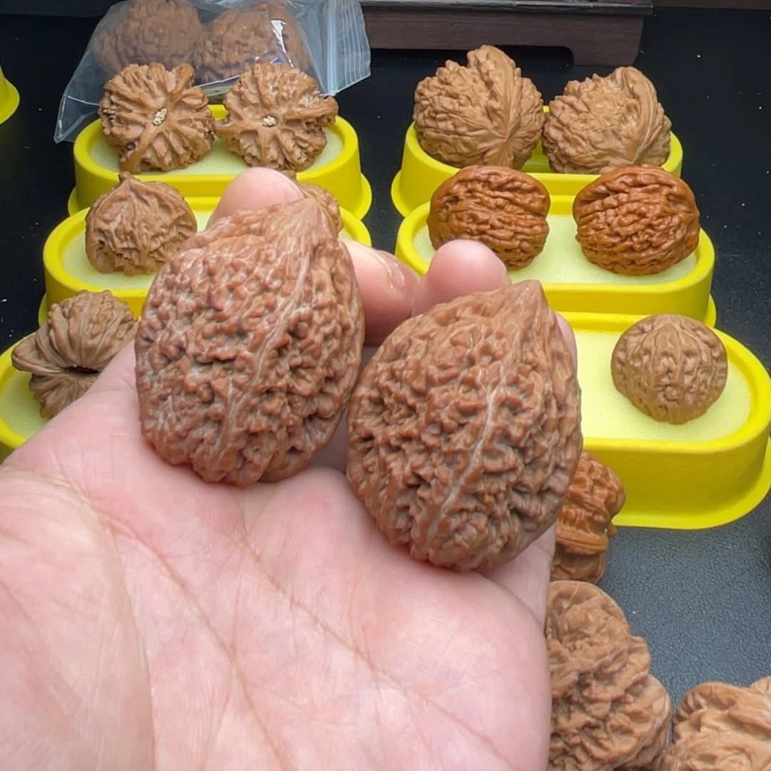 文玩核桃吊坠蒜头34