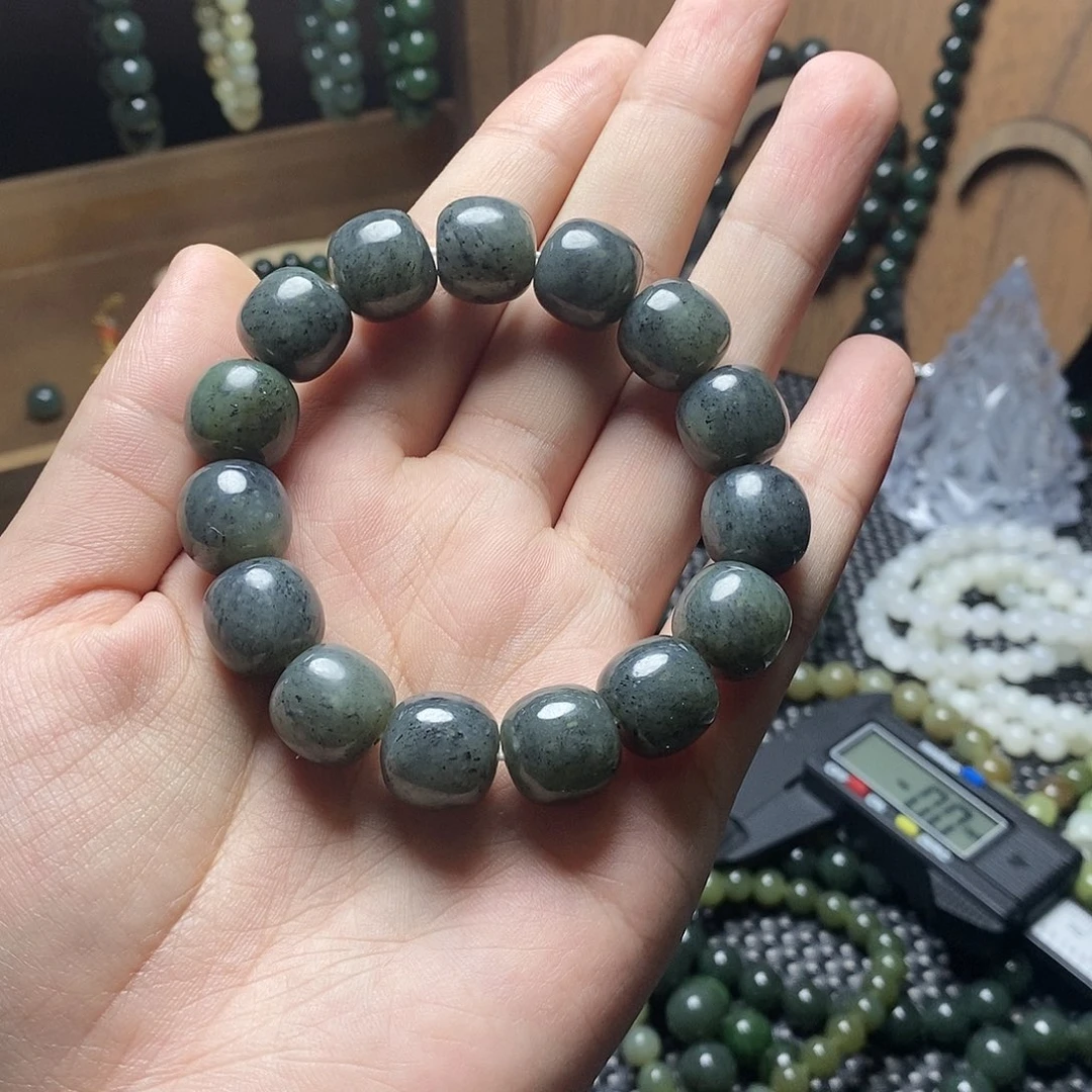 和田玉未镶嵌手串