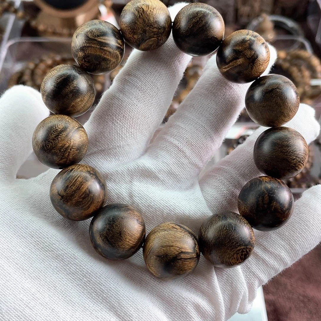 沉香手串山**邦达拉干虎斑留疤