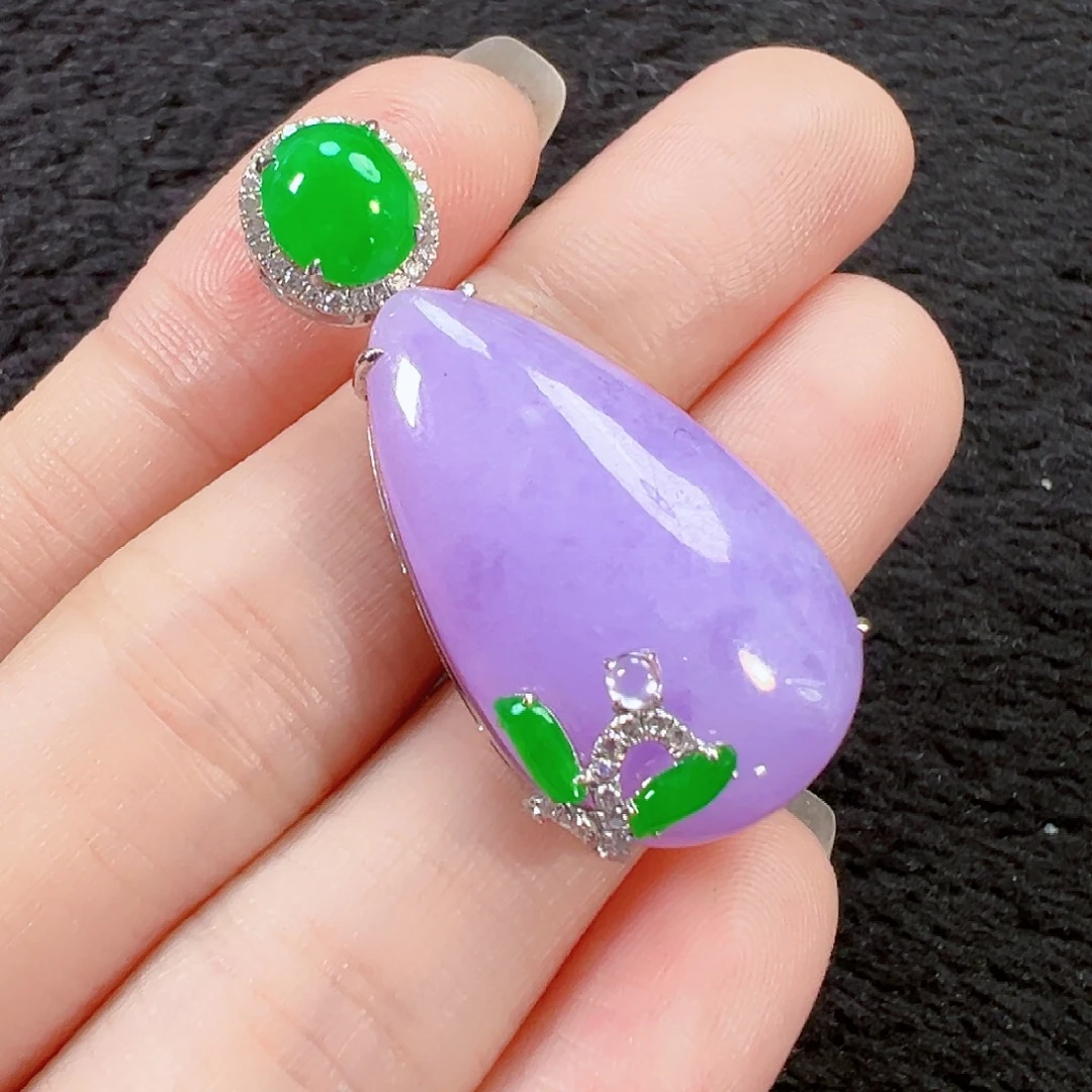 翡翠18K金镶嵌颈饰签收后24小时鉴赏期