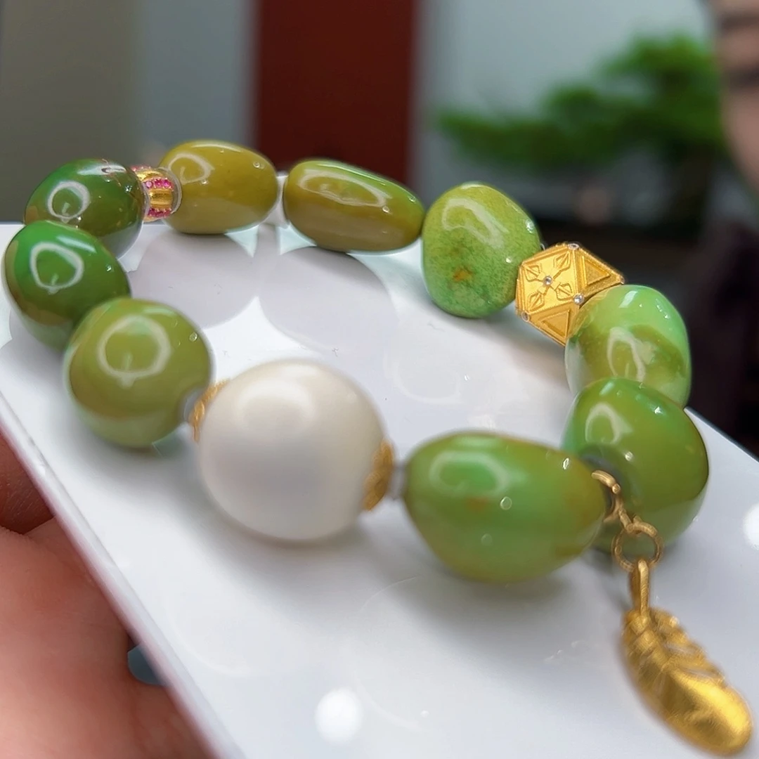 绿松石珠宝奇石18K金镶嵌