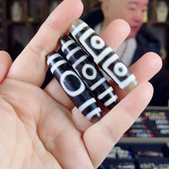 玛瑙/玉髓颈饰合金梓*