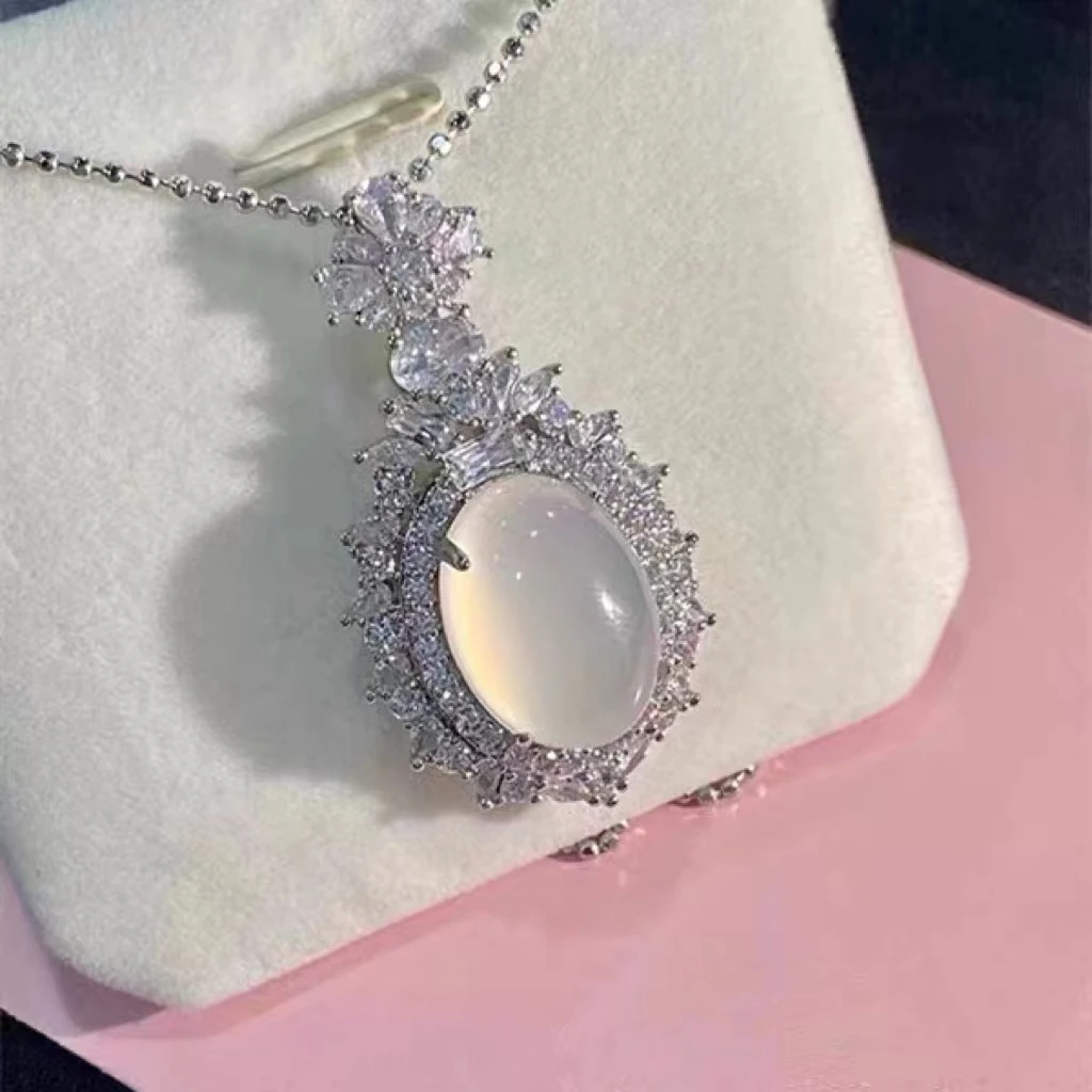 铜合金项链  新中式高冰髓蛋面吊坠项链女镶钻锁骨链饰品