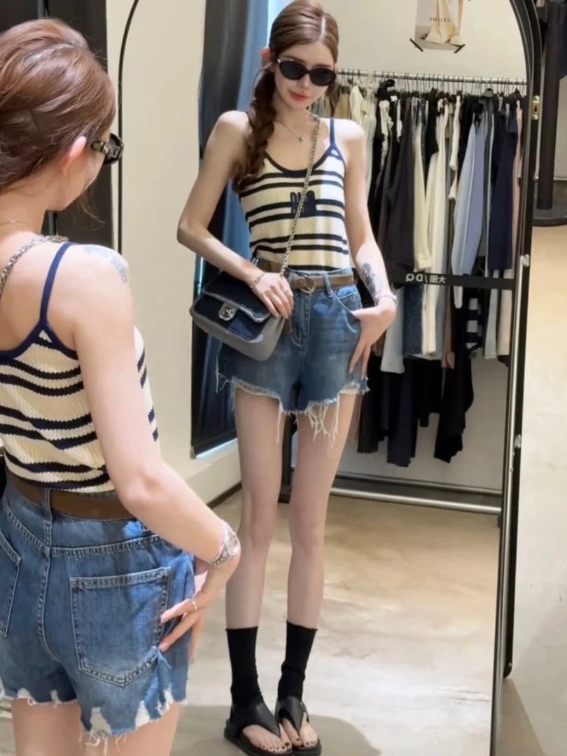 【复古条纹冰丝美背无袖吊带背心上衣】