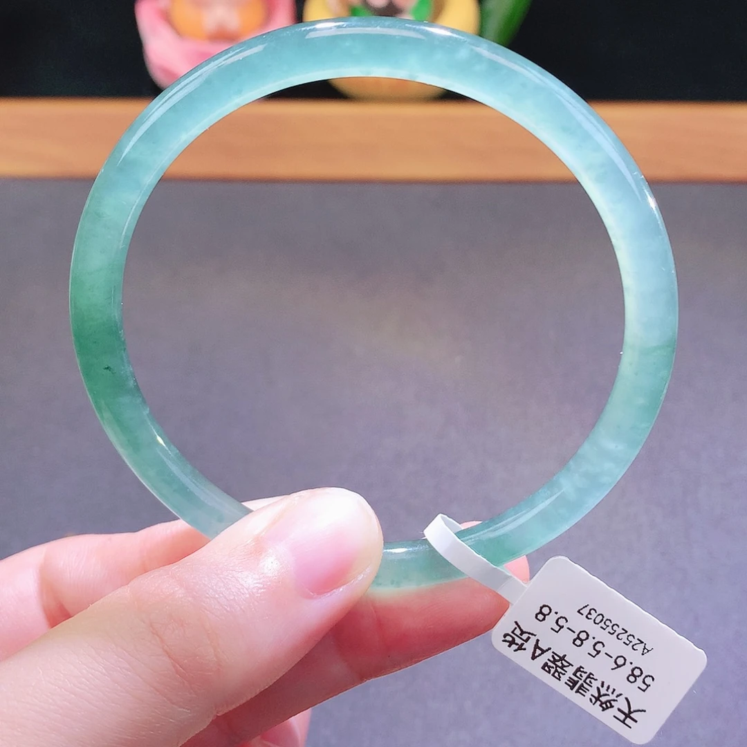 翡翠未镶嵌手镯天然翡翠