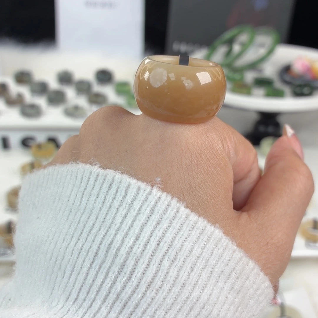 和田玉未镶嵌戒指Q26咖糖墩墩17.2不退换