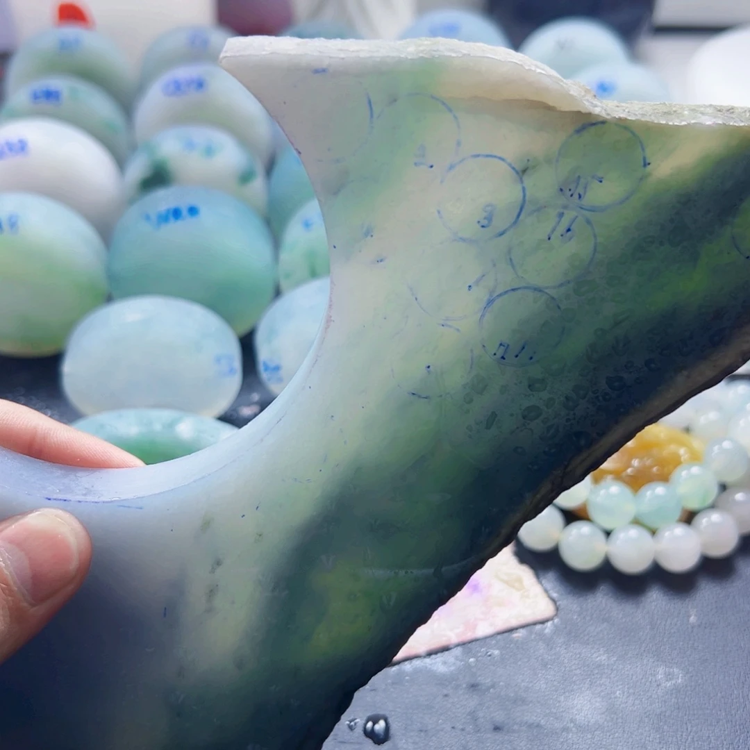 纬***度定制翡翠未镶嵌08090