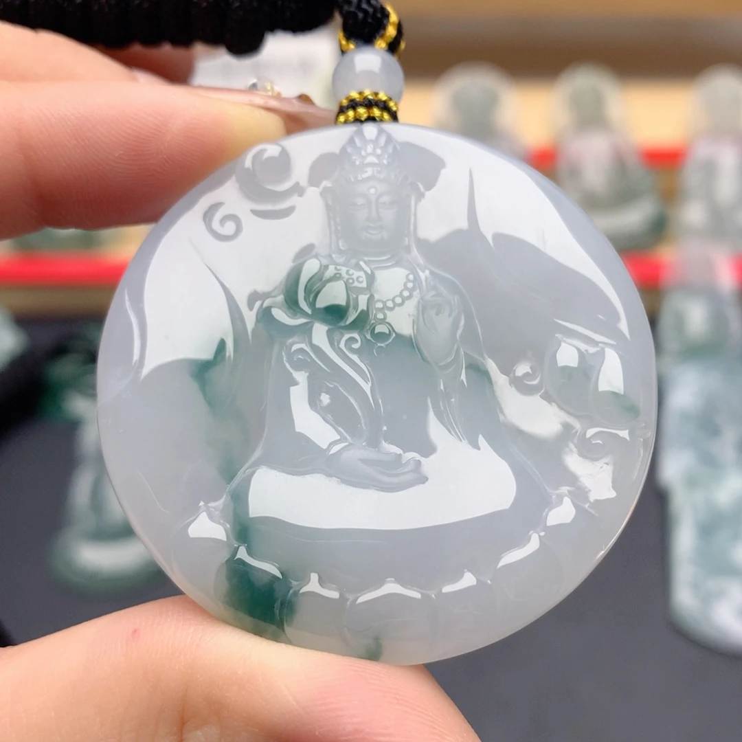 翡翠未镶嵌颈饰素衣观音