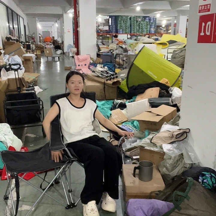 黑色可坐可躺方桌折叠椅